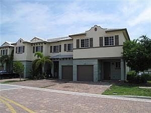 3rd image of 973 Lucaya Dr