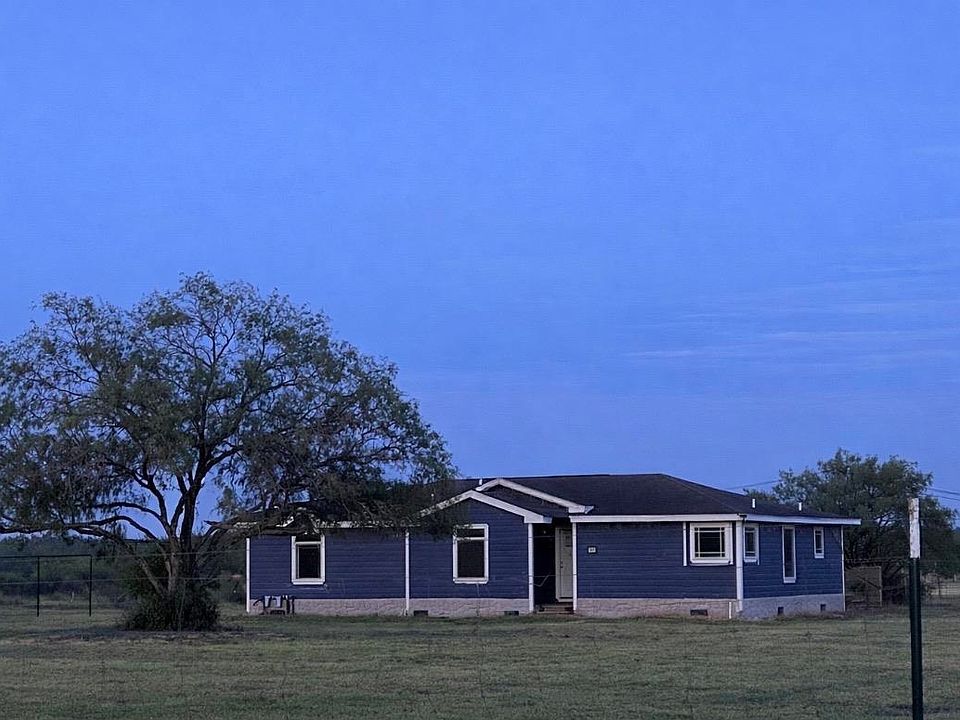 1st image of 37 Los Lobos Blvd