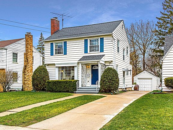 5th image of 717 N Foster Ave