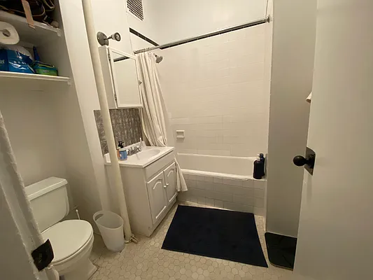 Rented by Bien Realty Ltd | media 47