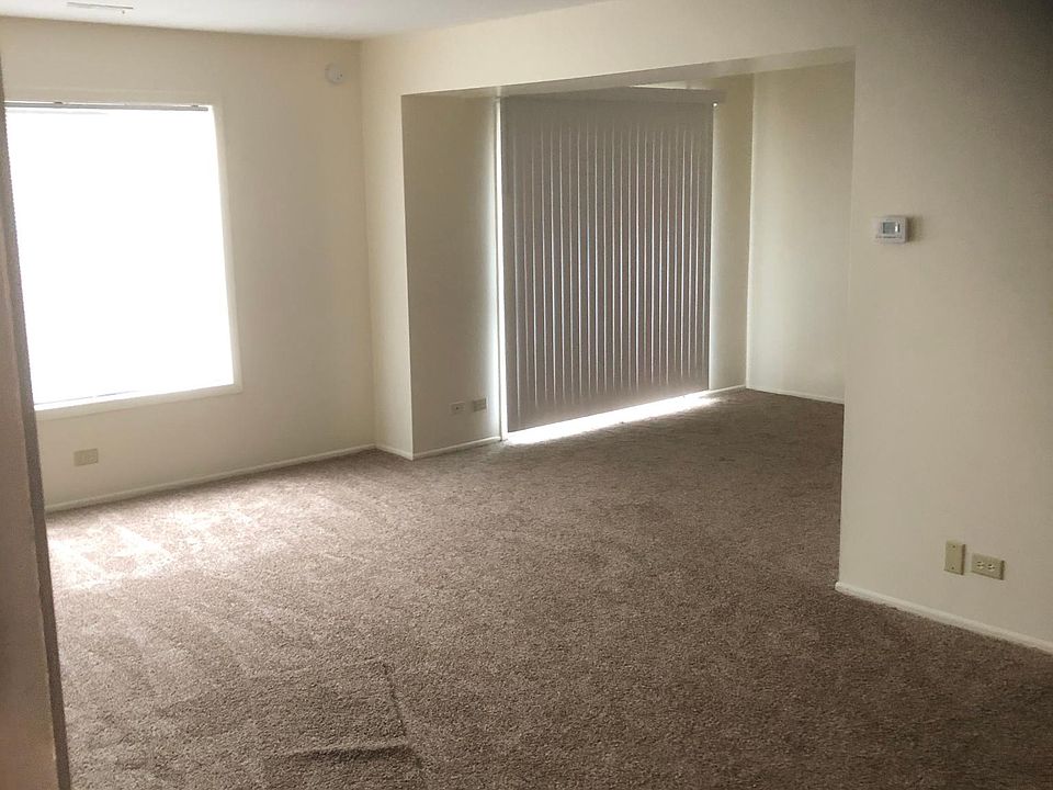 1st image of 824 Sandra Dr APT 2B