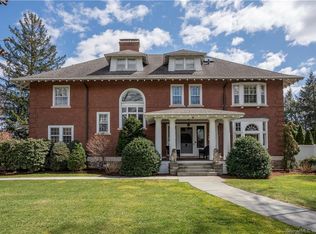 830 Prospect Ave, Hartford, CT 06105