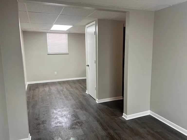Village Square Apartments — Photo 43