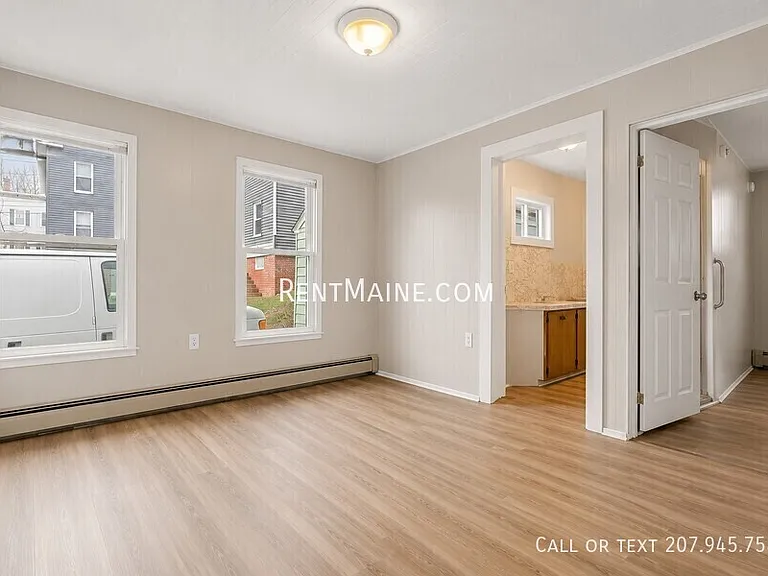 38 Jefferson St #1 — Photo 10