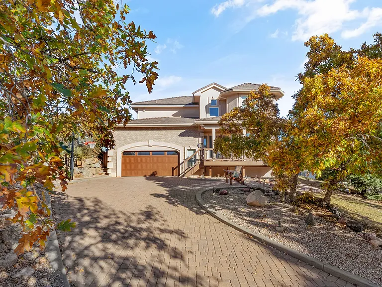 4350 Reginold Ct — Photo 43