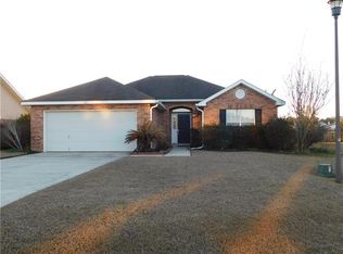 321 Stallion Ct, Covington, LA 70435