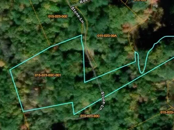 2 Stone Lane, Norway, ME 04268