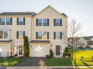 15 Bayberry Ln, Pottstown, PA 19465