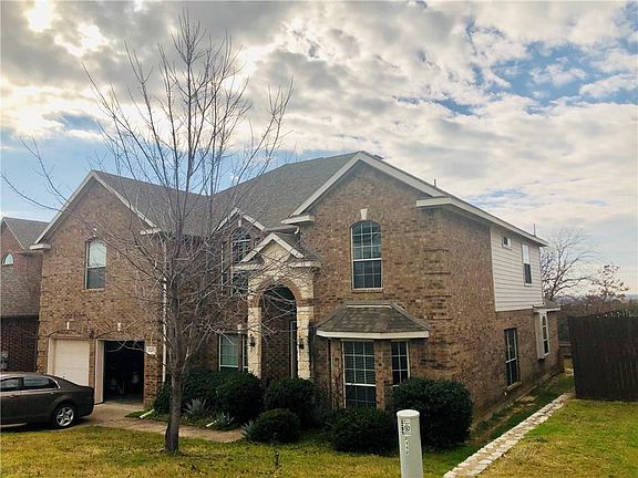 2nd image of 2112 Lindblad Ct