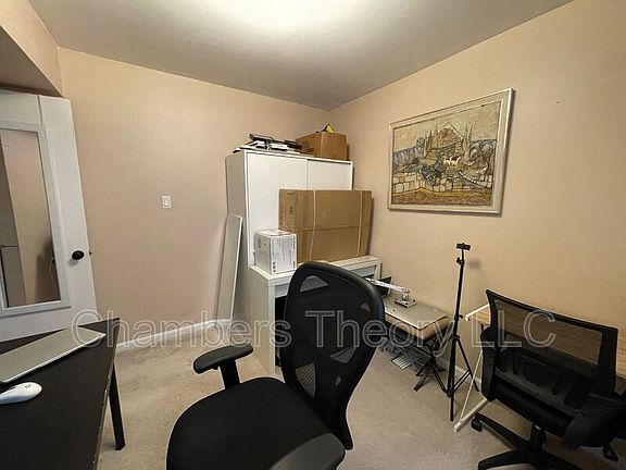 4th image of 5 Canterbury Sq APT 401