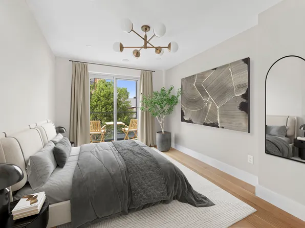 1811 Menahan Street image 4 of 7