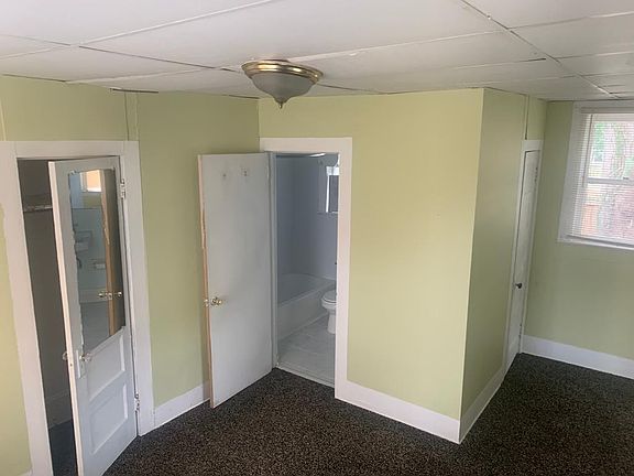 5th image of 2796 Herschel St