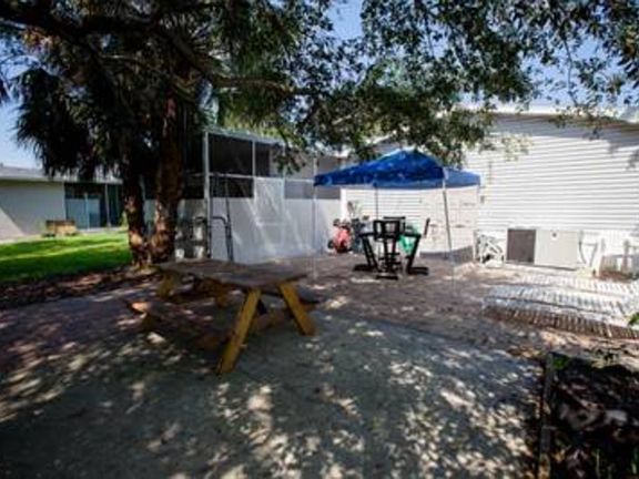 3rd image of 9016 Dale Dr