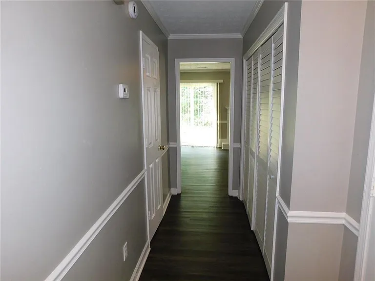 2775 New South Dr — Photo 3