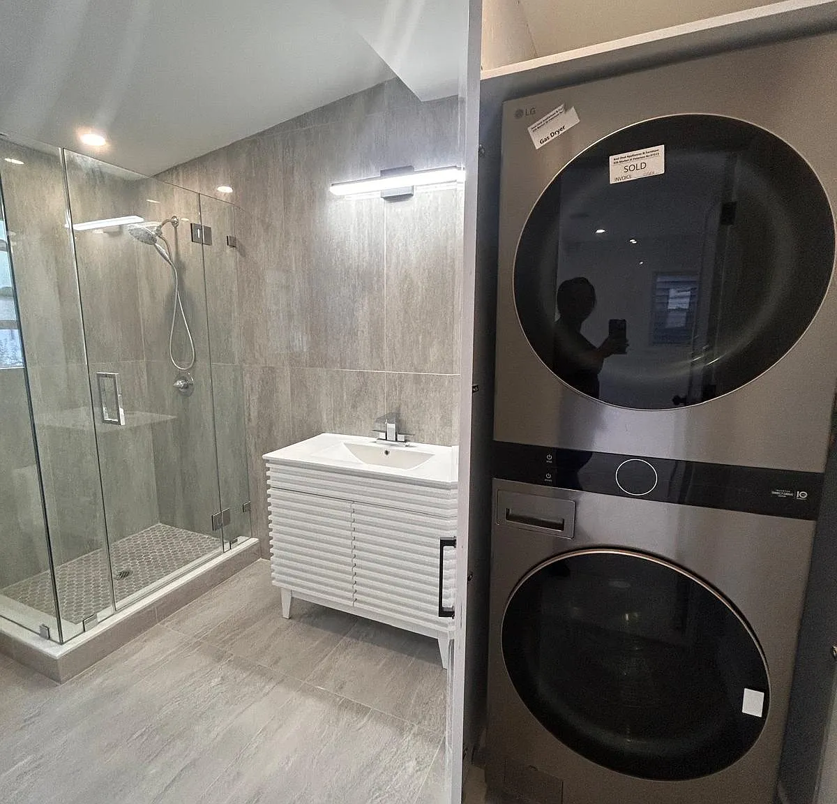 3 bed, 1200 sqft, $2,975 — Photo 4