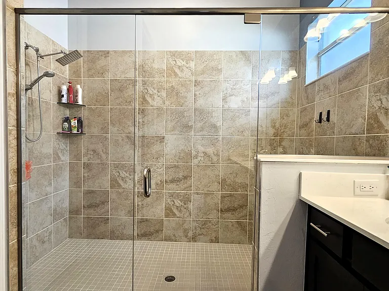 5981 Berwick Ln — Photo 17