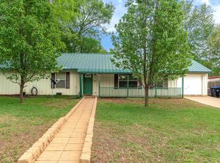 251 Syble Ln, Longview, TX 75605