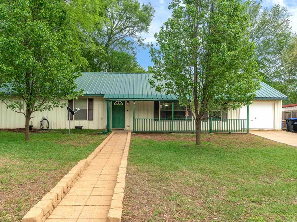 251 Syble Ln, Longview, TX 75605