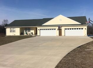 3370 Leeomi Dr, Britton, MI 49229