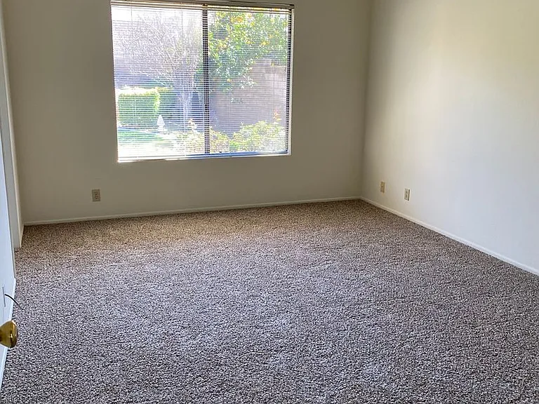 13826 Christian Barrett Dr — Photo 12