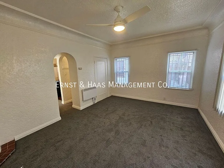 2133 Chestnut Ave #5 — Photo 6
