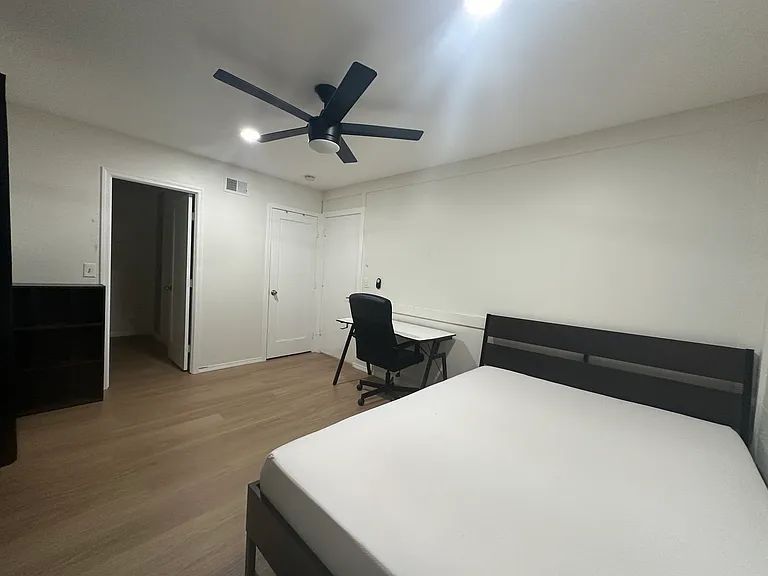 8867 Jade Coast Dr — Photo 5