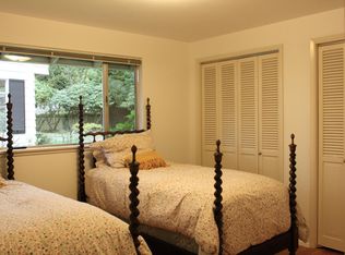 13022 NE 10th St, Bellevue, WA 98005