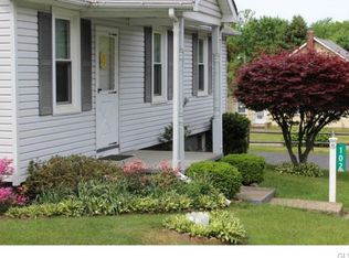 102 W Moorestown Rd, Wind Gap, PA 18091