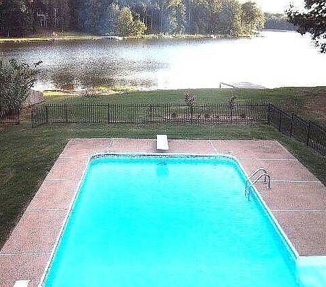 In Ground pool/ new liner