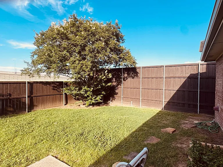 5970 Dustin Trl — Photo 36