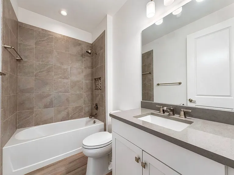 2295 Marquesa Cir — Photo 7