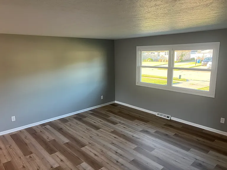 35477 Hobbie Dr — Photo 5