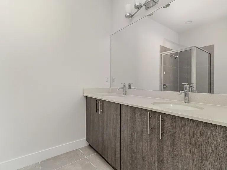 1213 Waterford St SE — Photo 15