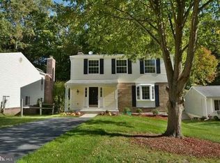 8408 Rainbow Bridge Ln, Springfield, VA 22153