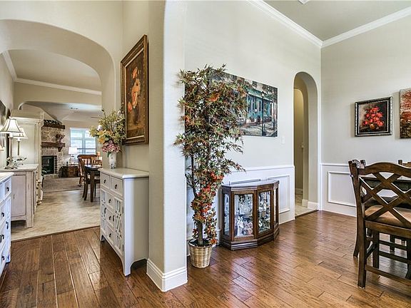 5th image of 7509 Lindsey Dr