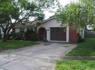 11882 108th Ave, Seminole, FL 33778