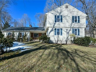 56 Nob Hill Rd, Cheshire, CT, 06410