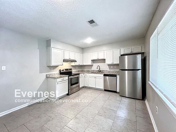 2nd image of 5696 Laurie Dr