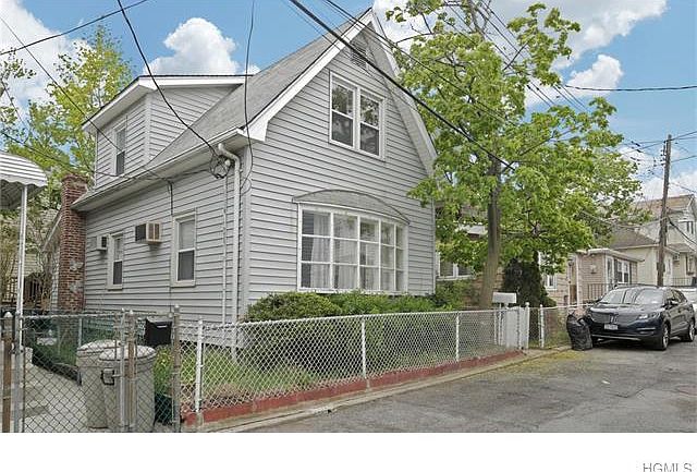 1st image of 1 Alden Park #16