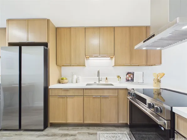 94-615 Kahakea St APT 5L, Waipahu, HI 96797