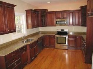 105 Hammerstone Dr, Whispering Pines, NC 28327