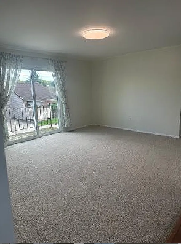 2 bed, 968 sqft, $1,350 — Photo 4