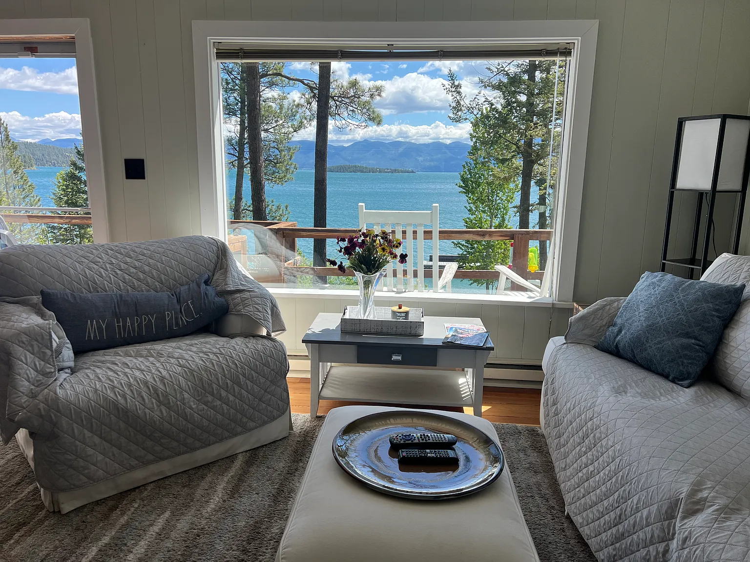 2 bed, 950 sqft, $2,025 — Photo 1
