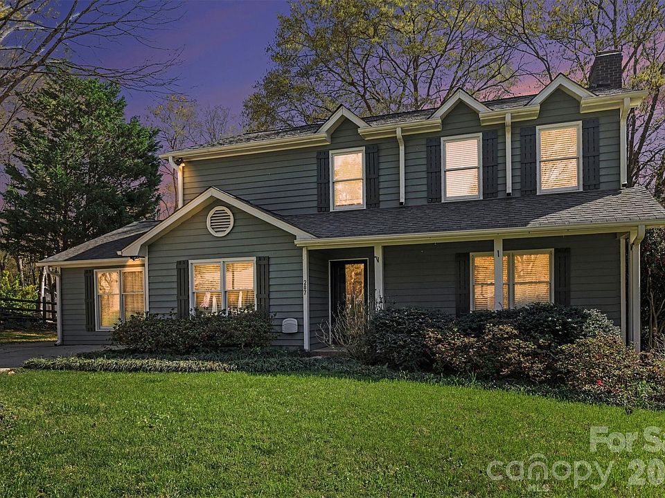 1st image of 207 Treeline Dr