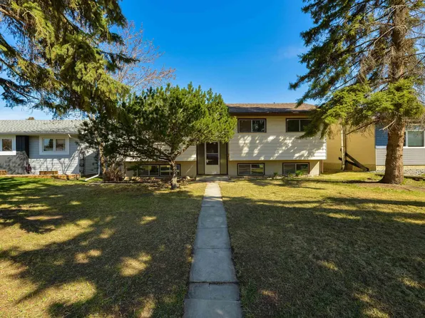 15 Dorchester Rd, Spruce Grove, AB T7X 2B3