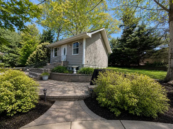(undisclosed Address), Rocky Pt, NY 11778