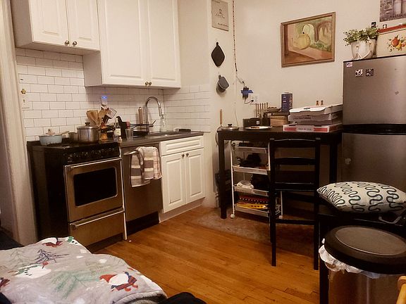 2nd image of 509 Cathedral Pkwy #4NT