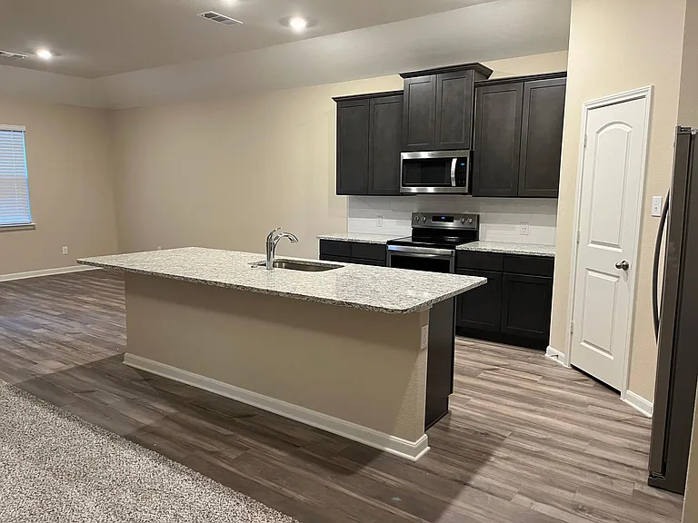 306 Turquoise Ln — Photo 11