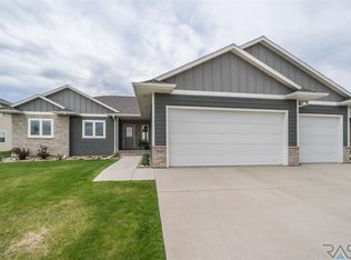 7004 E 38th St, Sioux Falls, SD 57110