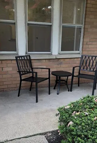 1 bed, 1.0 bath, 836 sqft, $2,250 — Photo 2